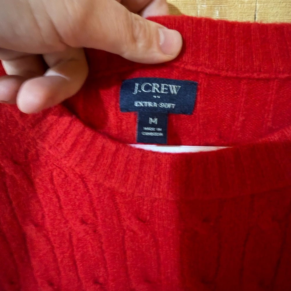 Women’s J .Crew Super Soft Red Cable Knit Sweater - Picture 3 of 5